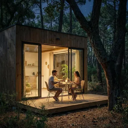La Foret Paloma, Hotel