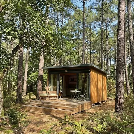 La Foret Paloma, Hotel *